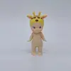 Хипстерами, играющими в онлайн-игру "красный ангел-планктон", слепую коробку для животных Specification image